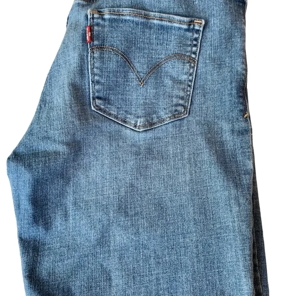 Levis rolled hem distressed jean shorts 29